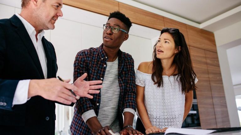 How Important is Franchise Consultant While Franchising FMS