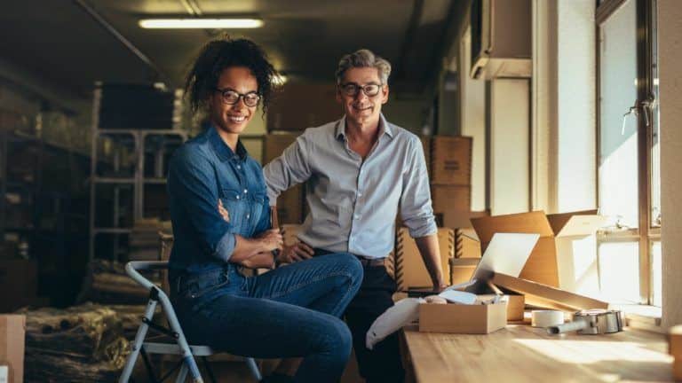 large 8 Things Business Owners Must Know About Franchising