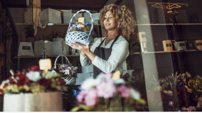 5 Tips For Starting A Franchise With Minimal Expenses