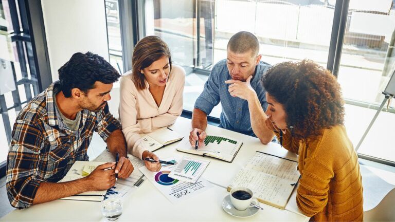 large 6 Key Benefits of Franchising for Long Term Business Growth (1)