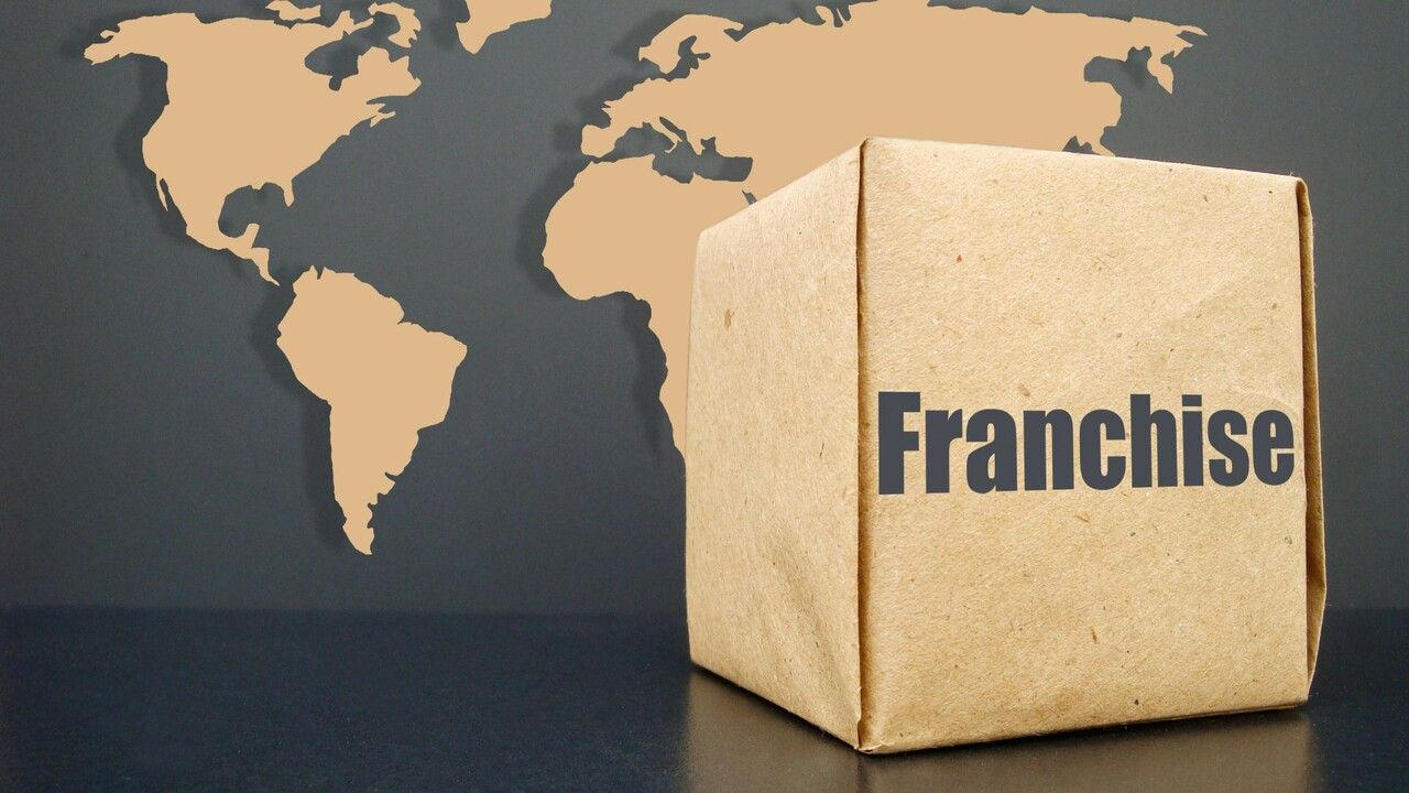 large What are the benefits of franchising for franchisors