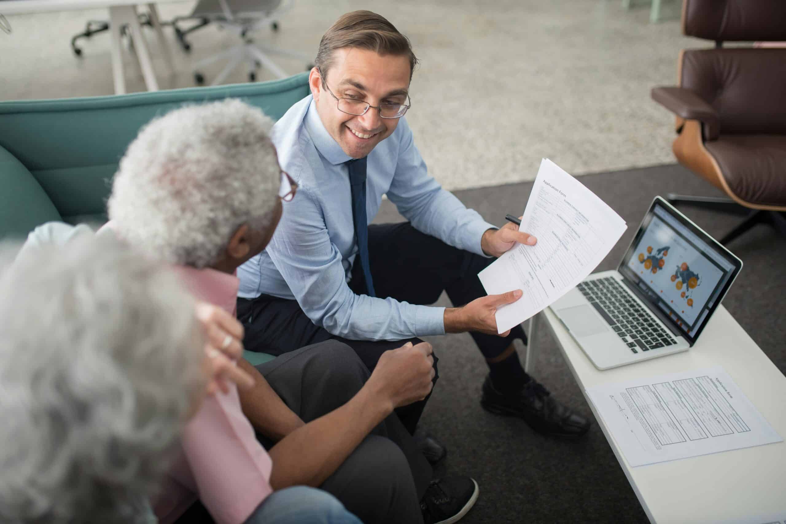 Deciphering Franchise Legal Documents: Understanding the Differences Between FDD and Franchise Agreement 