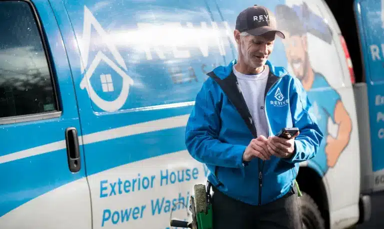 How to Franchise a Power Washing Services Business