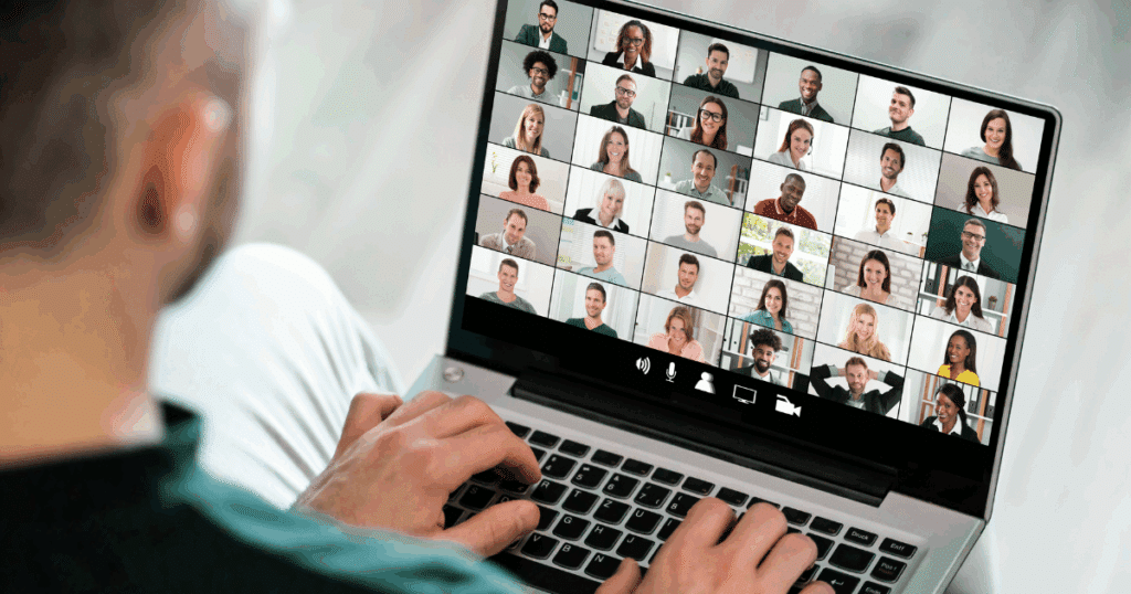 Live franchise webinars with interactive Q&A showcasing brand story and franchise opportunity details.